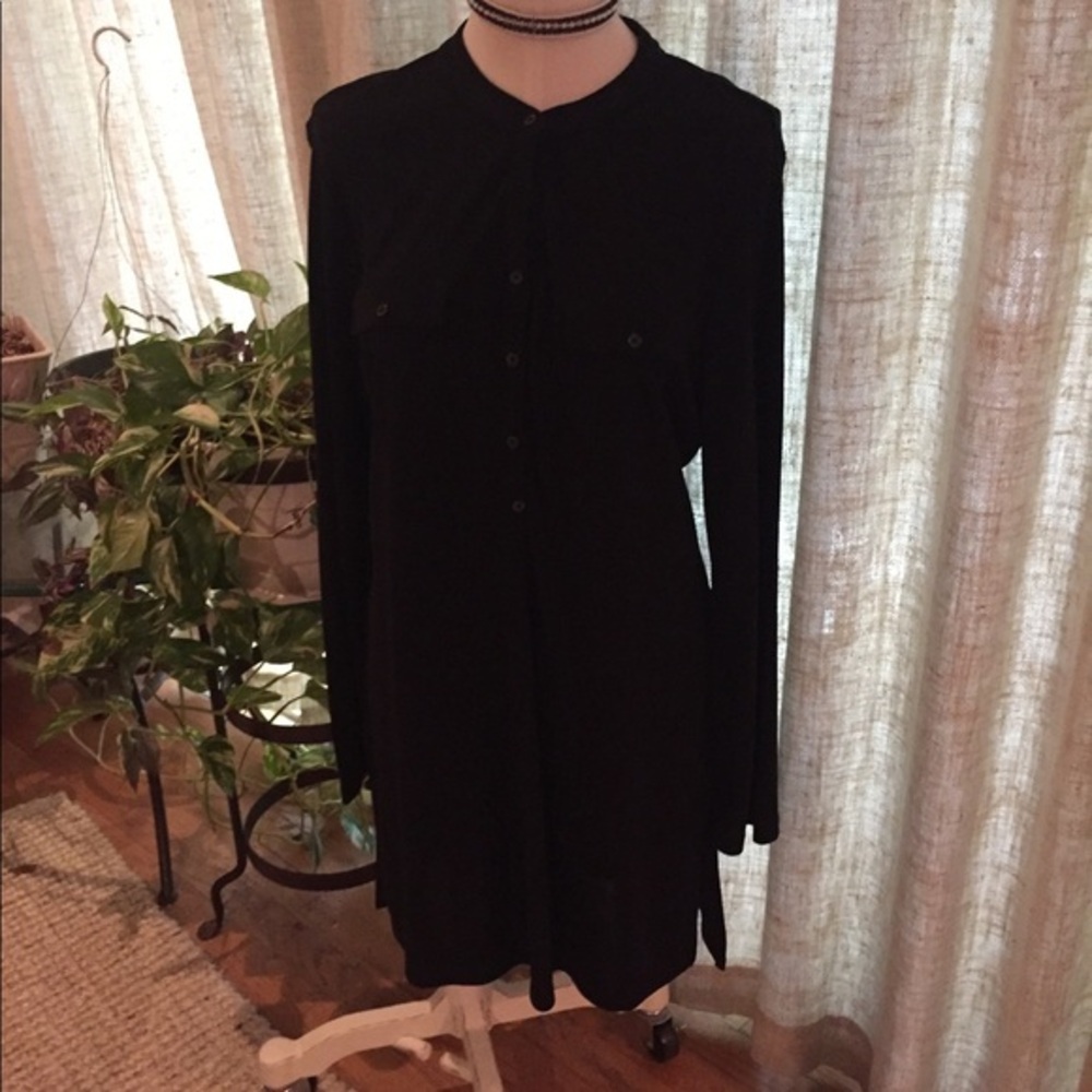Black long sleeve tunic